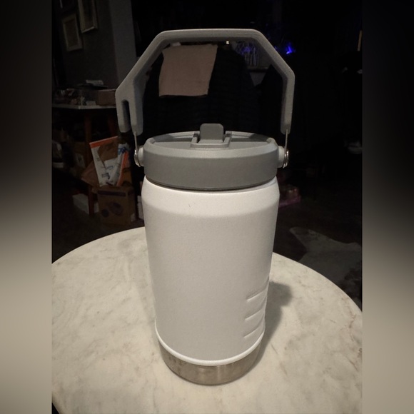 Stanley white multicolor ice flow 40oz basic tumbler - Picture 3 of 9